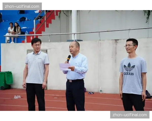 大学体育科学专业开设“足球进攻决策建模”课程，传中选择是核心案例